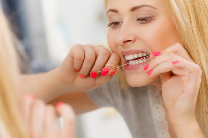 Dental Floss Uses and Benefits in Kumbakonam – Nalamm Dental Cosmetiks